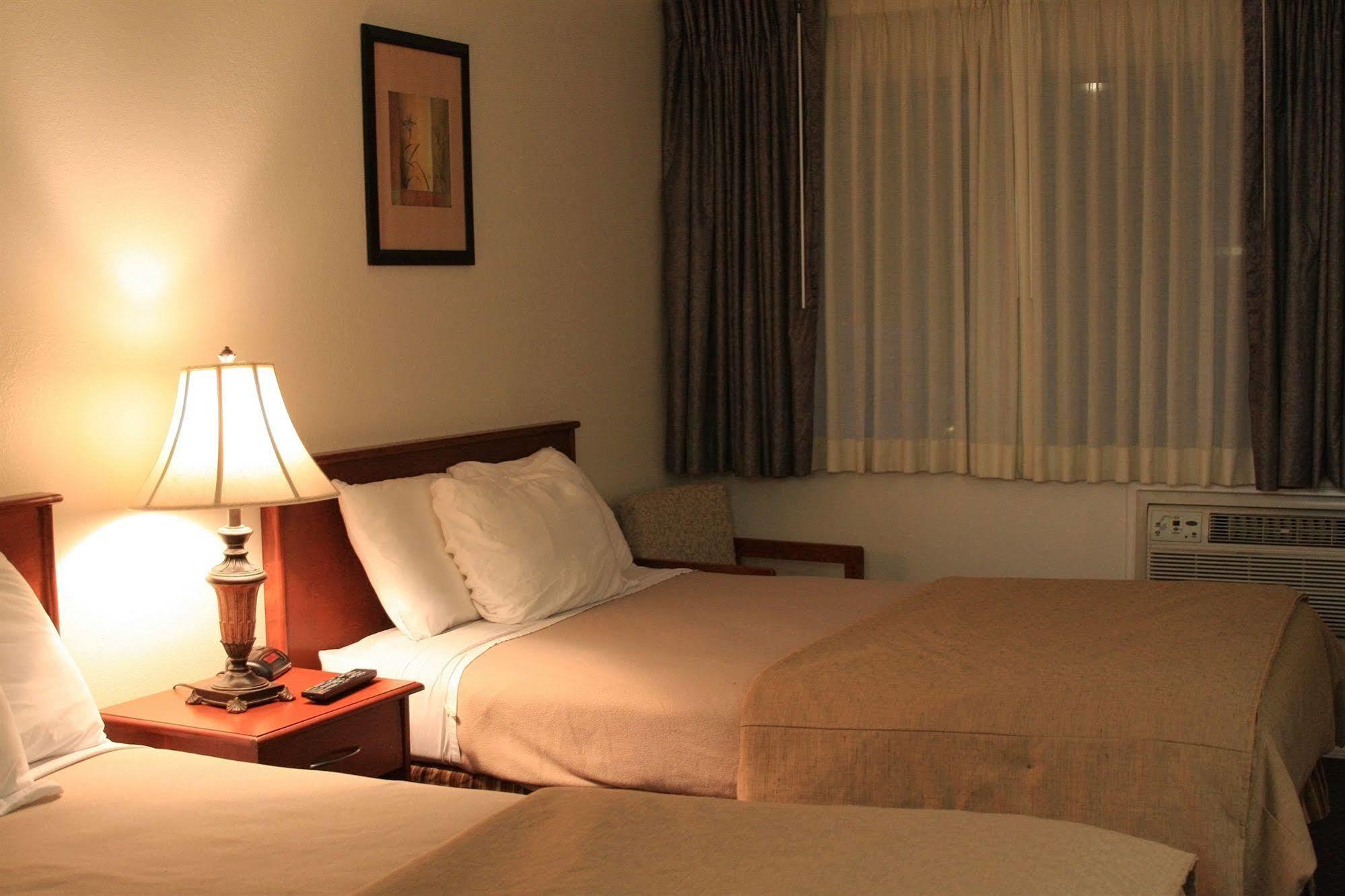 America Travel Inn Pullman Extérieur photo